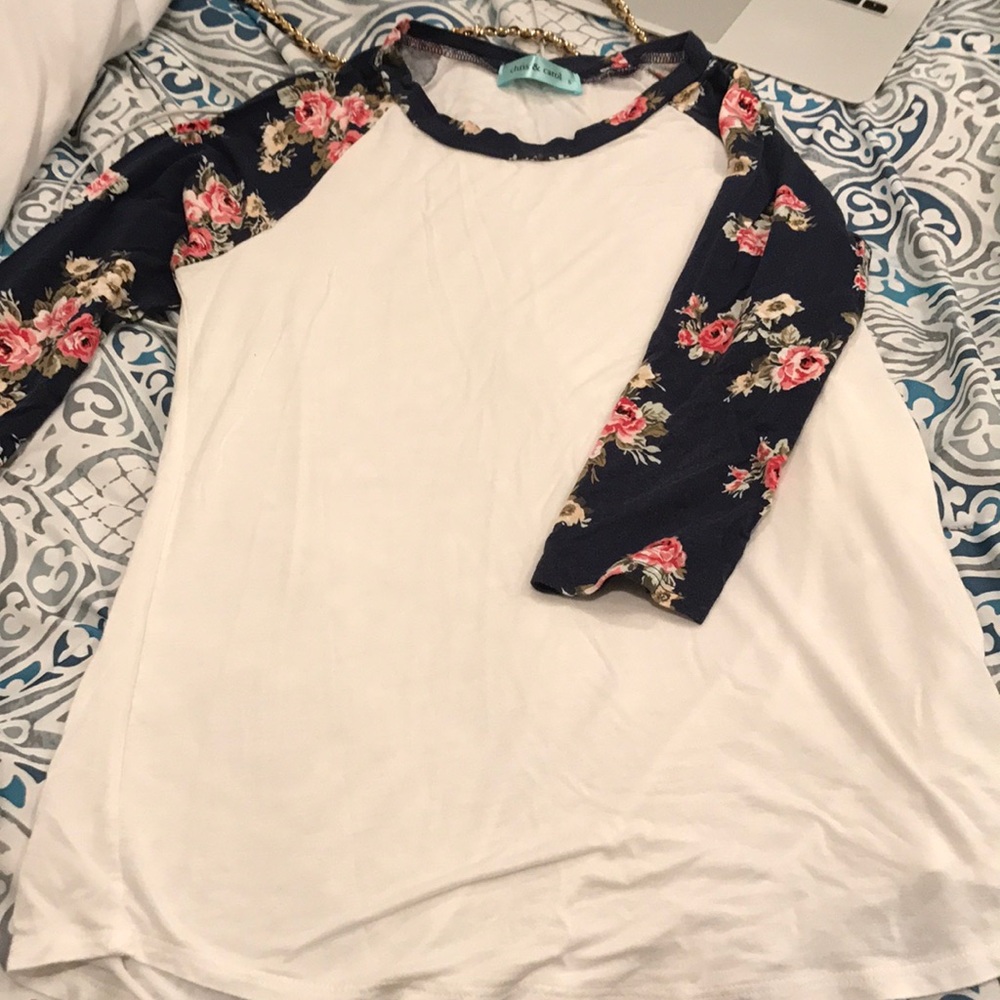 Floral sleeve tee